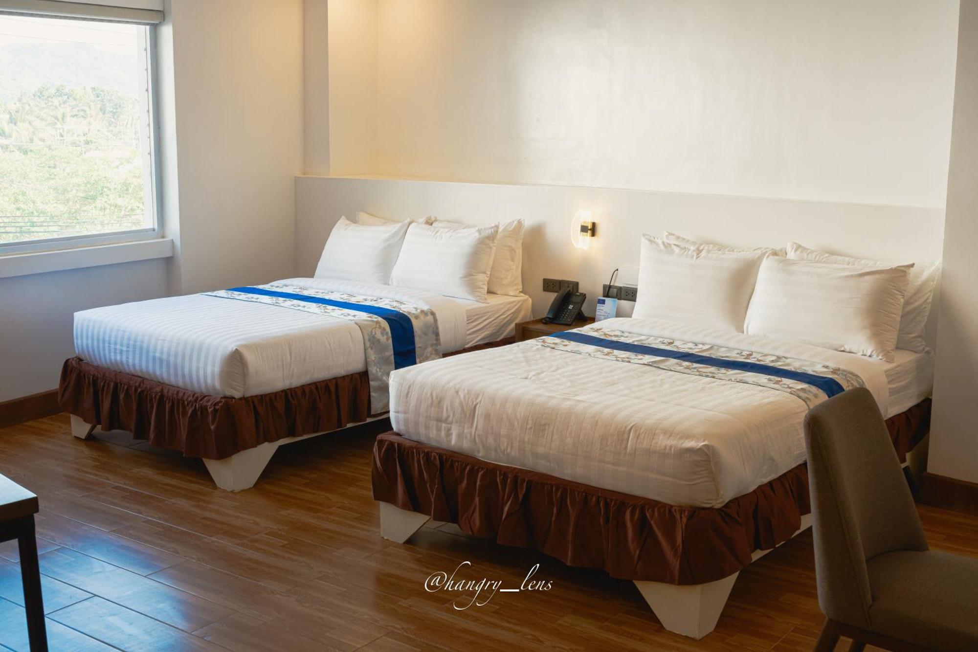 Santiago Cove Hotel And Restaurant Екстериор снимка