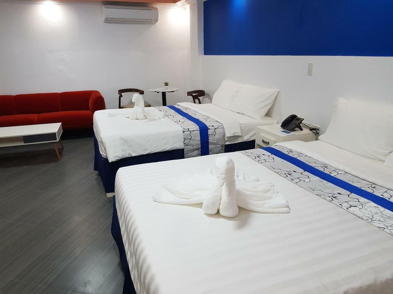 Santiago Cove Hotel And Restaurant Екстериор снимка