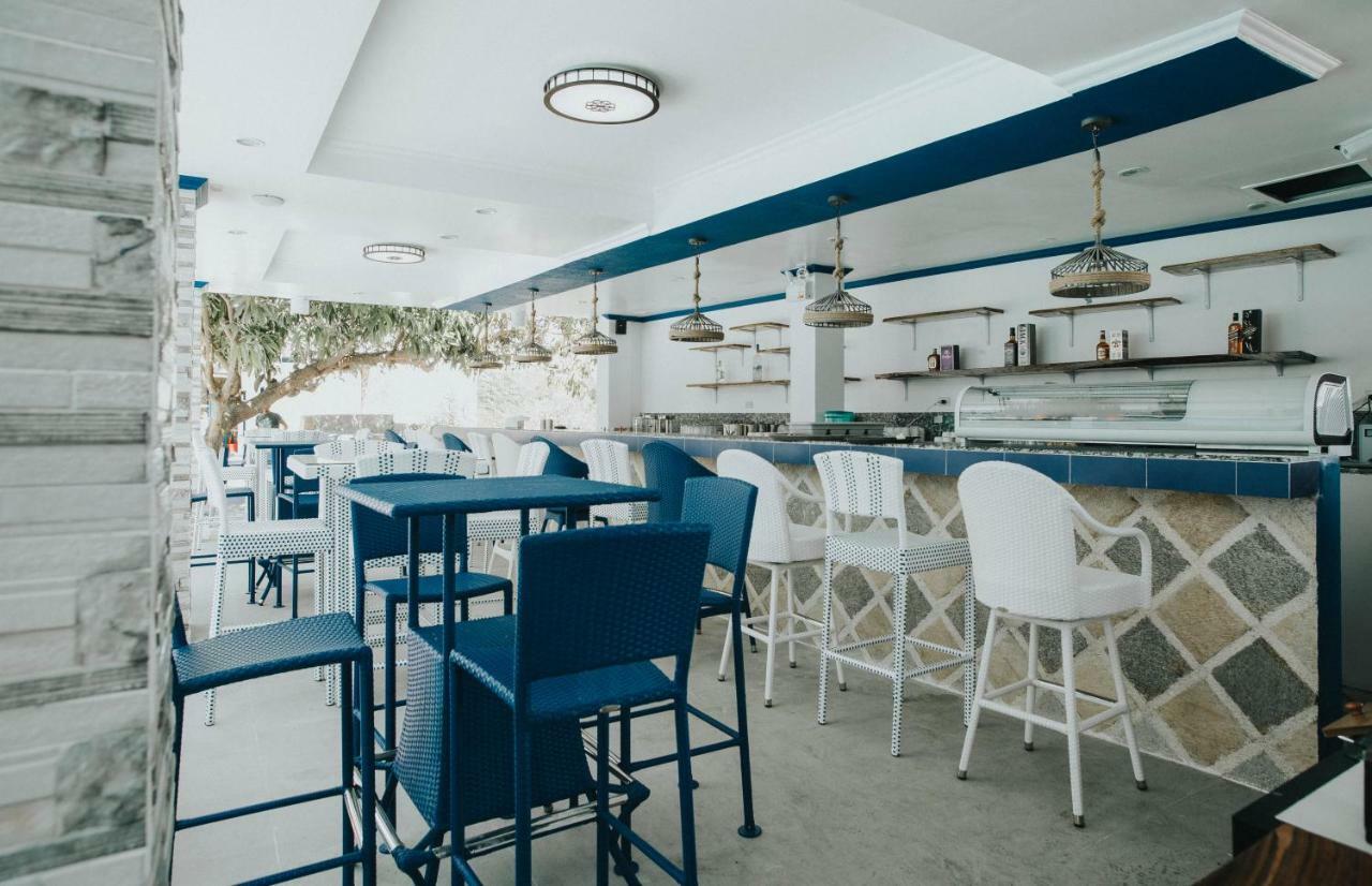 Santiago Cove Hotel And Restaurant Екстериор снимка