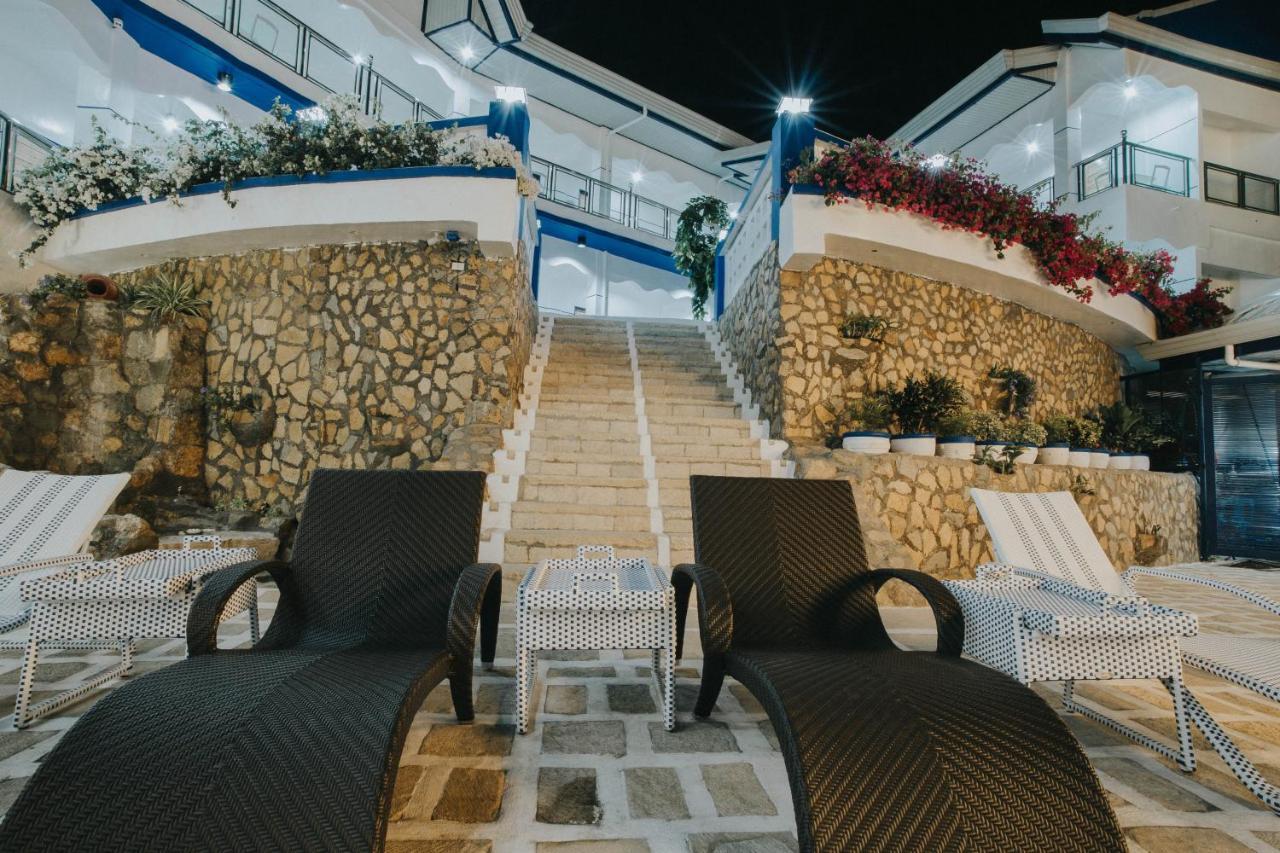Santiago Cove Hotel And Restaurant Екстериор снимка